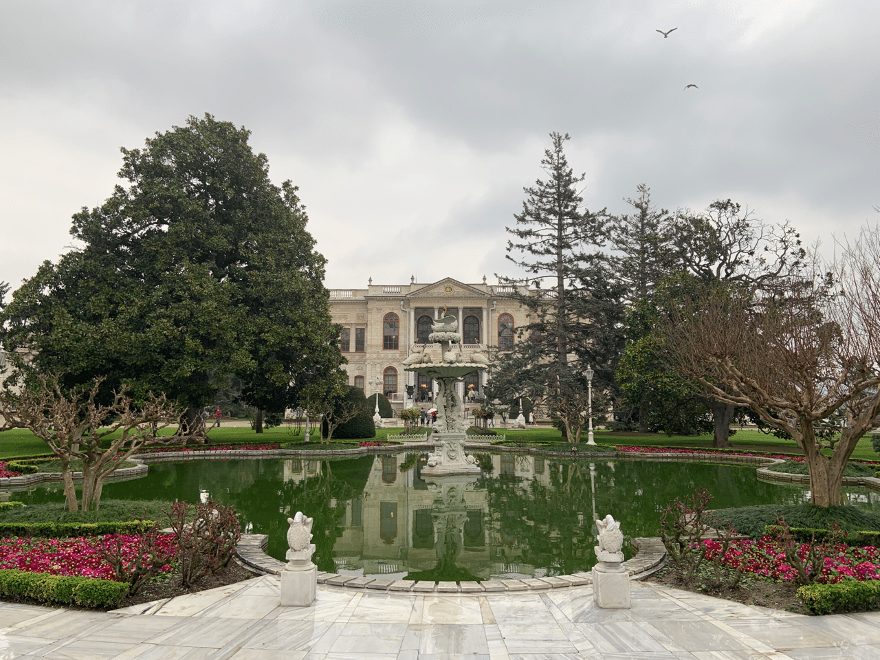 ドルマバフチェ宮殿おすすめトルコ観光地BEST20トルコ旅行・トルコツアー おすすめプラン満載の ターキッシュエア＆トラベル