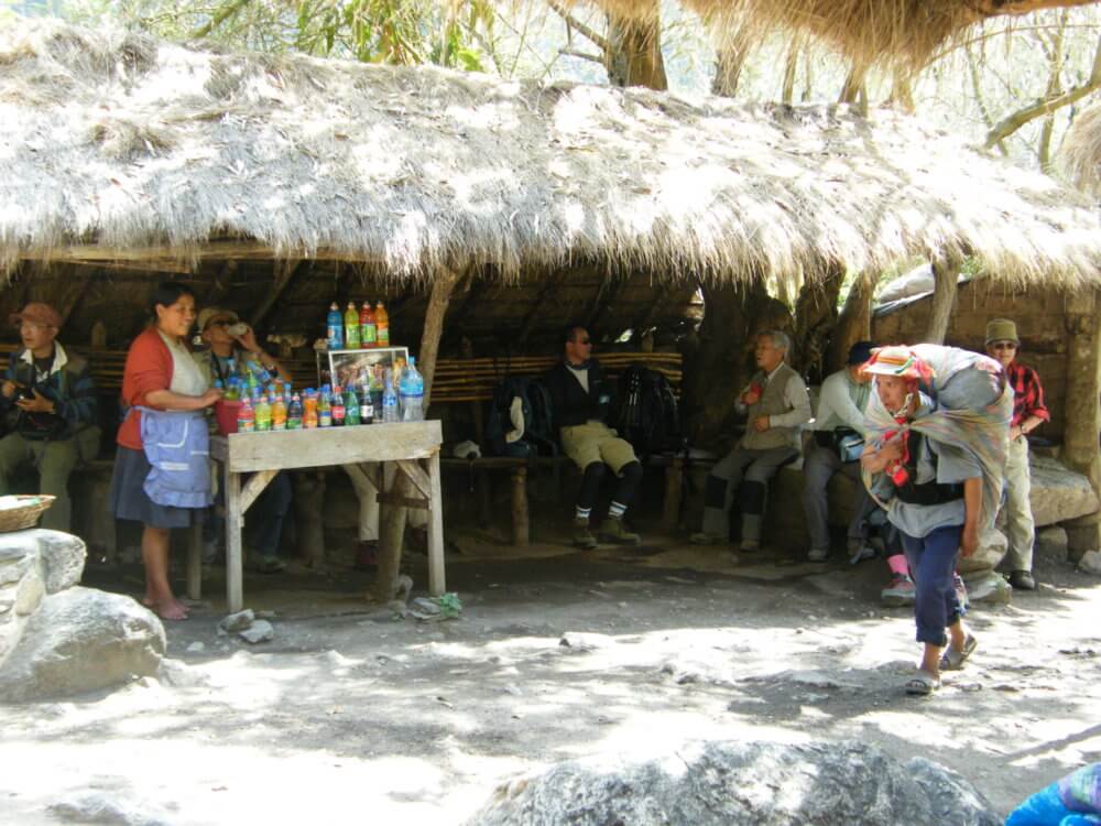 クスコ・マチュピチュの日本人ガイドの笑顔