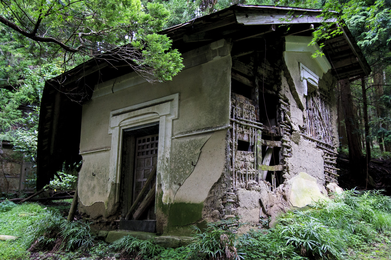 心霊スポット？ 火葬場の隣の公園「瀬崎角田公園」 :