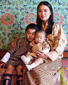 世界一幸せな国ブータン♡ ジグミ・ナムゲル皇太子＆ウゲン王子兄弟にフォーカス