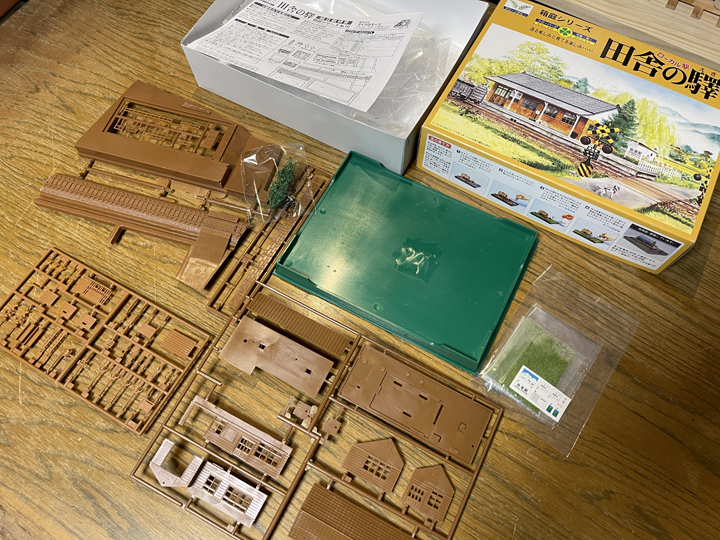 Amazon田舎の駅模型キット 箱庭シリーズ No.10 WAIZQOVCプラモデル 通販