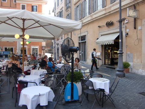 イタリア・ローマのおすすめカフェ『Bar Restaurant Le Terrazze Castel