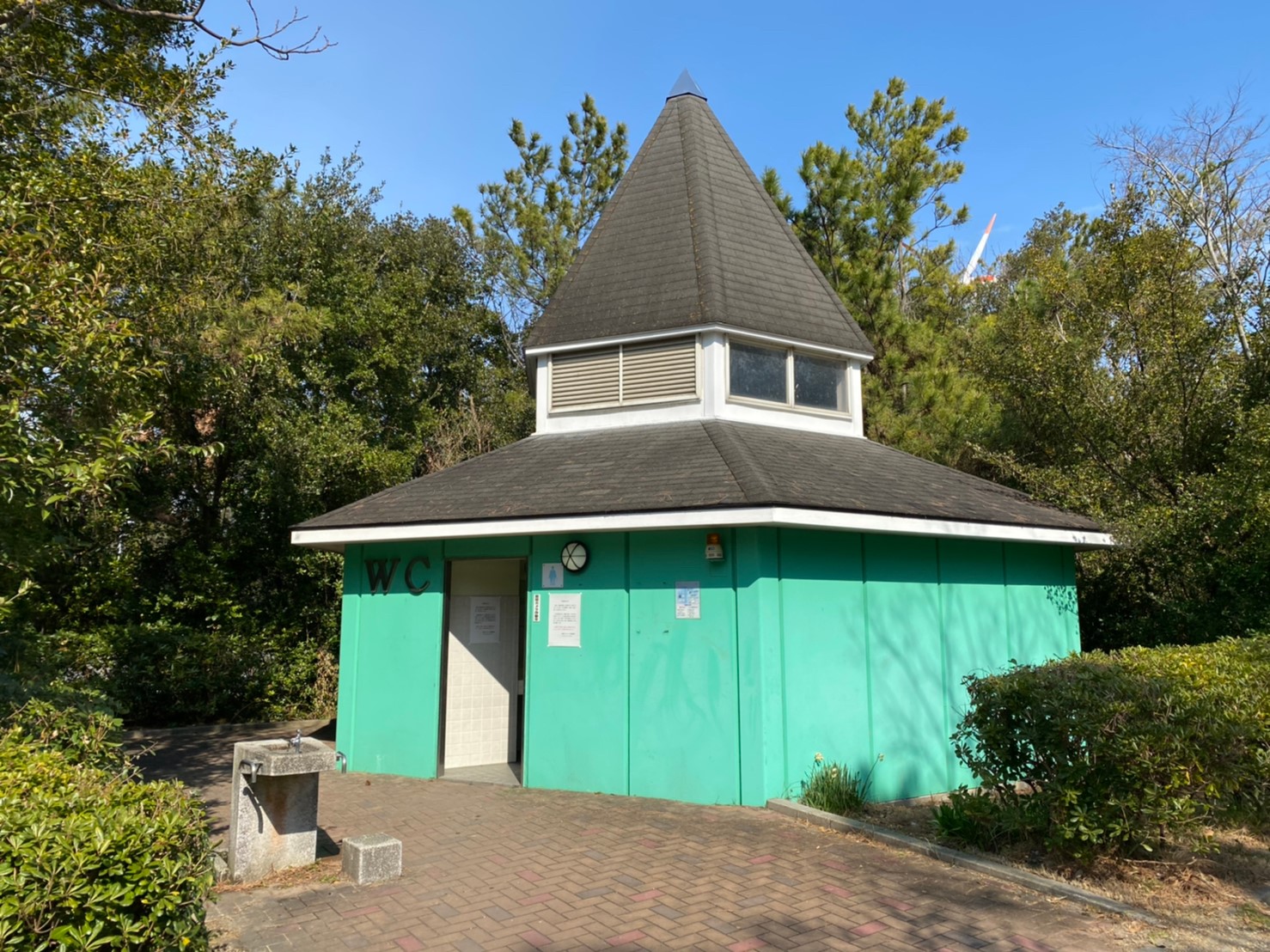 愛知県のファミリーフィッシングならココ！！新舞子マリンパーク海釣り施設！！EYE ＆ LIPS