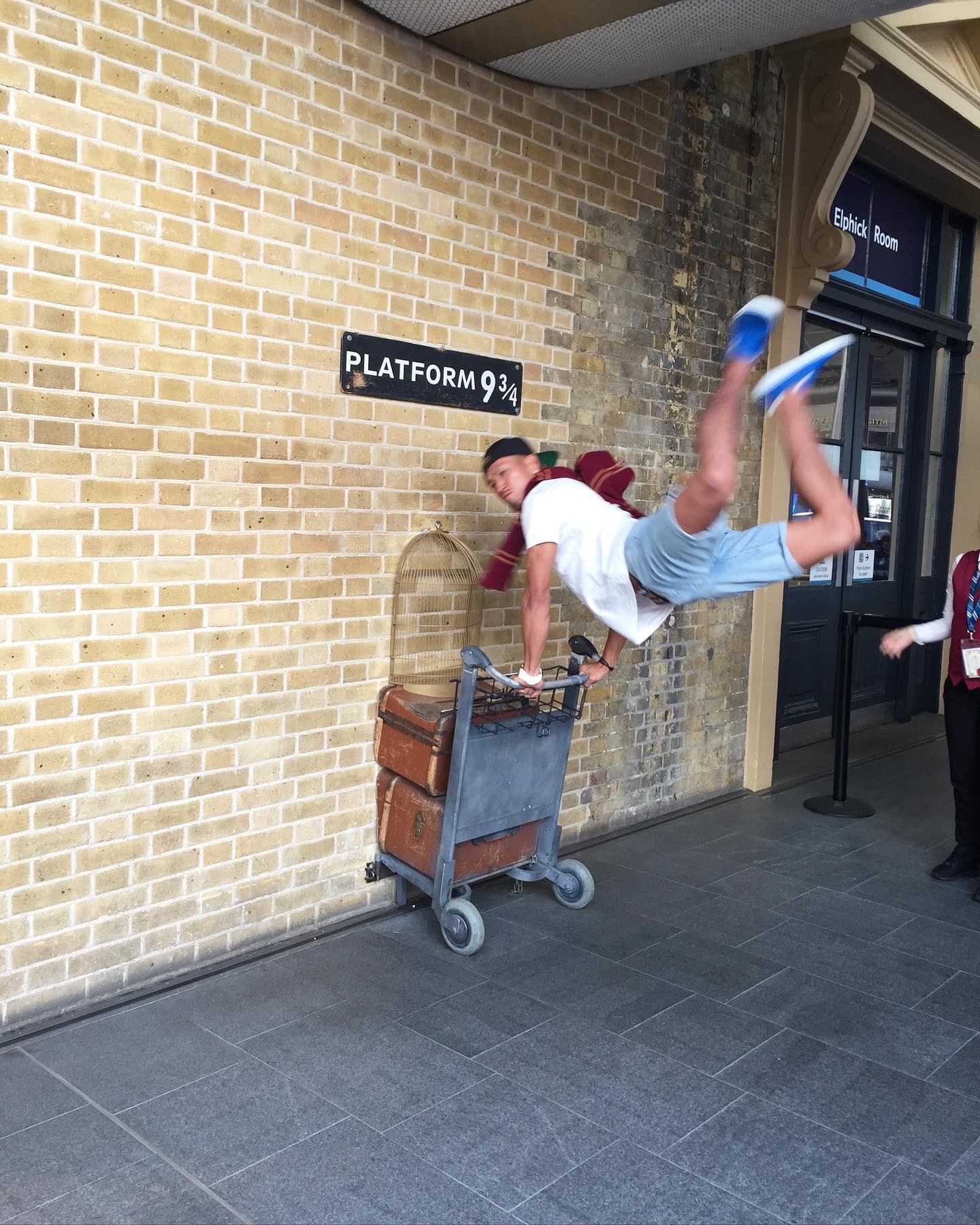 ロンドン観光で行くべき！ハリーポッターのロケ地「キングス・クロス駅」特集TapTrip