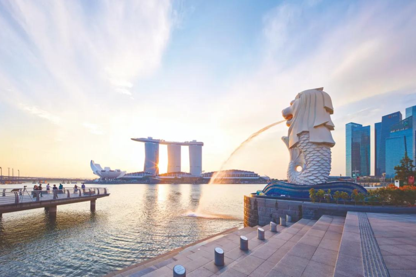 マーライオンパーク観光：シンガポールのユニークなシンボル