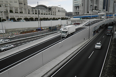 首都高湾岸線西行き「臨海副都心入口」、3月移設 立体化整備が完了乗りものニュース