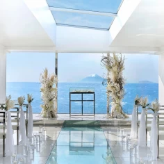 神奈川の海が見えるチャペルが人気 結婚式場ランキング2025年10月