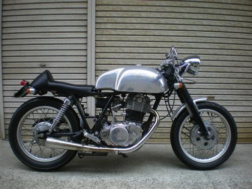 今も人気のカスタムジャンルのルーツは70年前にあった!? 「カフェレーサー」とは？ バイクのニュース ｄメニューニュース NTTドコモ