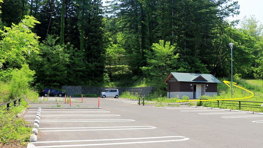 大城山展望台駐車場 大城山登山口 日本中心のゼロポイント長野県辰野町- 登山口の駐車場ガイド
