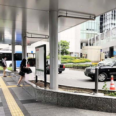 画像ギャラリー新大阪駅の名物「近距離タクシー乗り場」廃止へ 混雑しても車両来ず 乗客から不満乗りものニュース