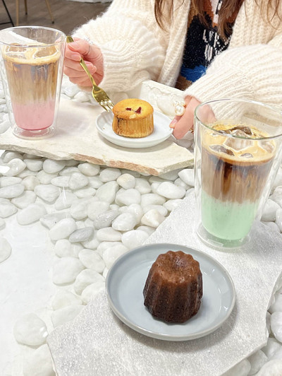 水の上に浮かぶ？！オシャレな日本庭園カフェ————————————— ☕️RURU SHIBUYA @ruru_shibuya📍東京都渋谷区桜丘町3-4