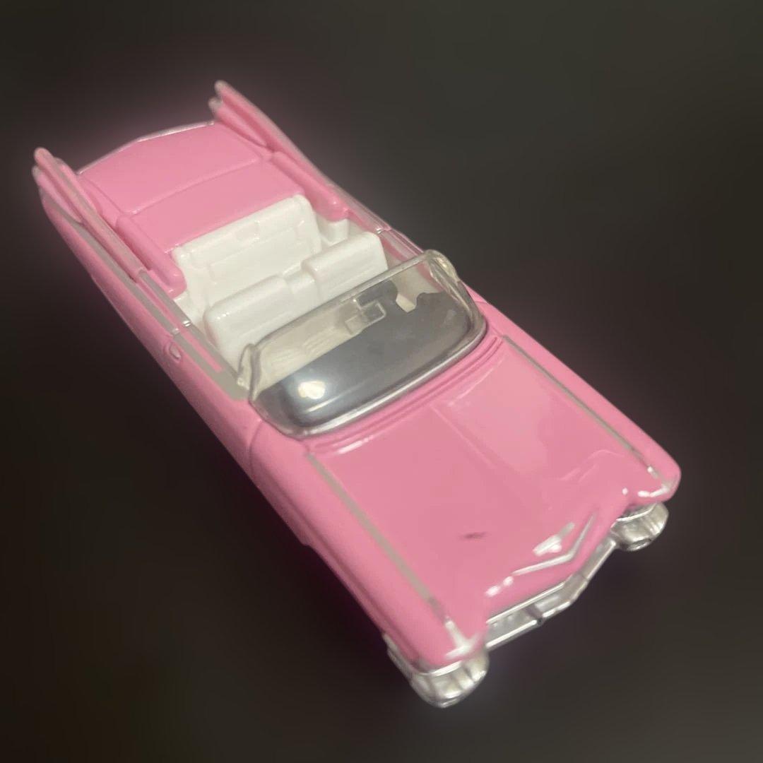 トミカ プレミアム キャデラック