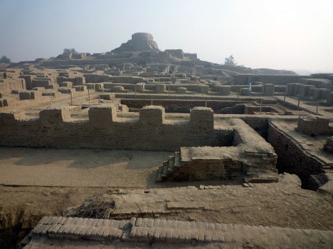 世界遺産 モヘンジョダロの遺跡群ホットホリデ