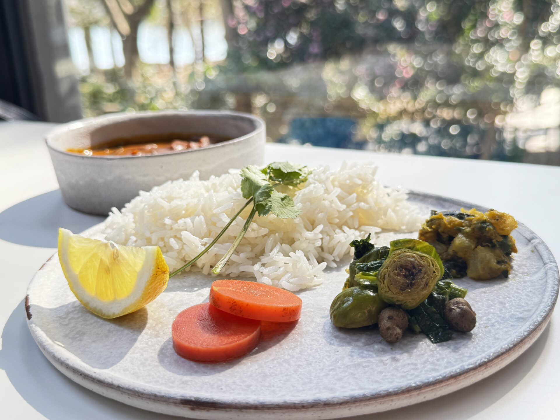 井の頭公園内の緑に囲まれた「ペパカフェフォレスト」のオープンテラスで本格タイ料理を味わう！ – 吉祥寺・杉並・中野・三鷹の不動産物件なら「殖産ベスト」