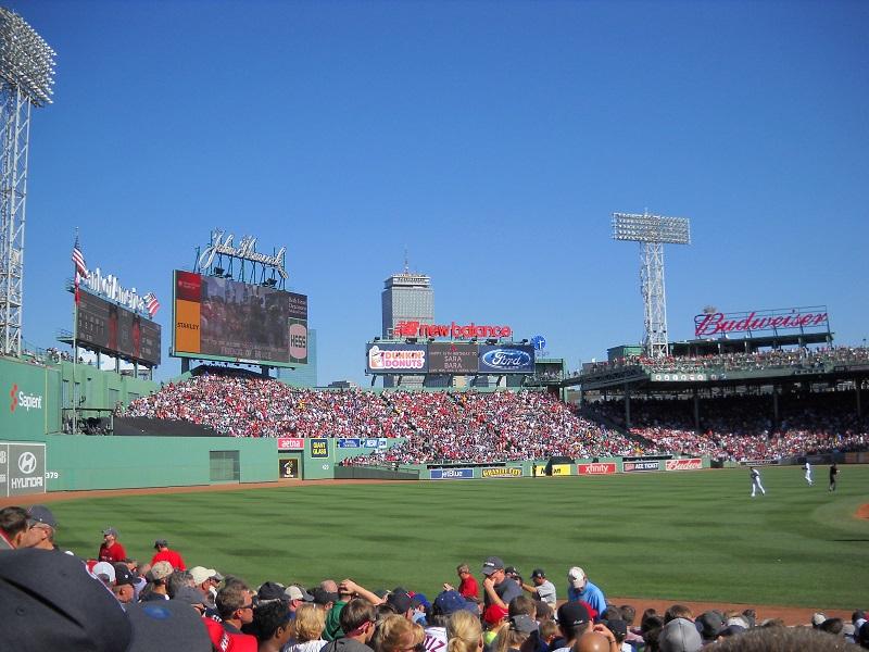 1時間のガイド付きフェンウェイ・パークツアー ボストン Booking.com