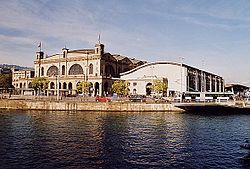 藤山大使のチューリッヒ中央駅における駅弁販売事業のプレオープンイベントへの出席在スイス日本国大使館