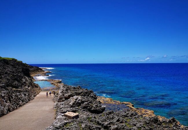 塩屋プール 展望台の情報 - 沖縄離島ドットコム
