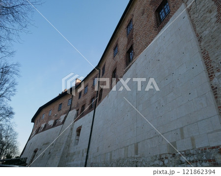 世界遺産第一号の城、ポーランド「ヴァヴェル城」と恋が叶う大聖堂の鐘の謎 世界の美しい城 第19回JBpress autograph