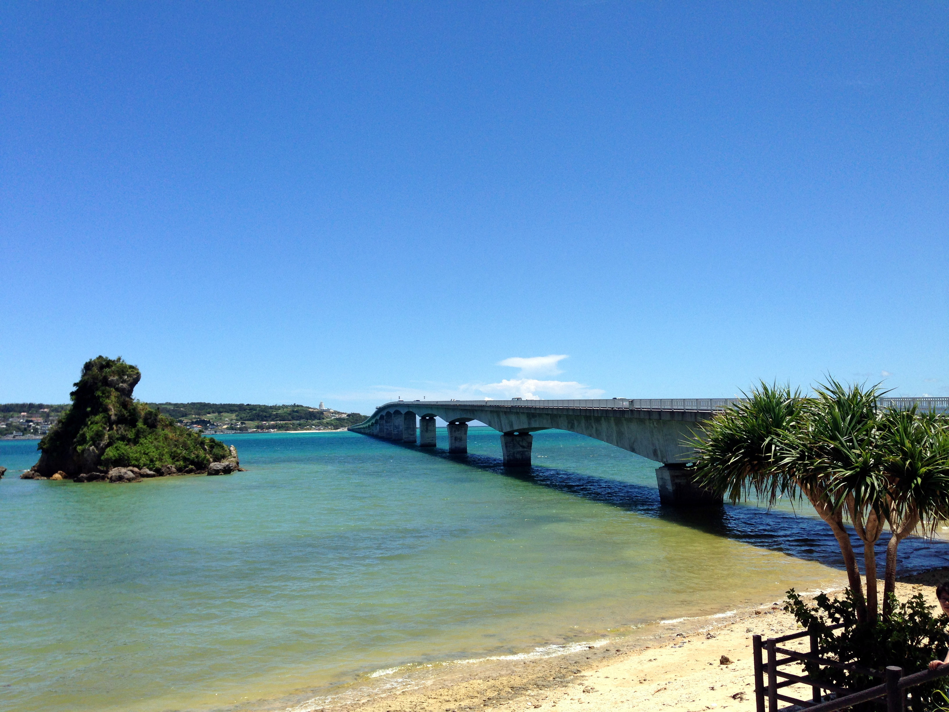古宇利大橋の観光情報長さ1960mの絶景海上橋！料金やおすすめランチも紹介tabico