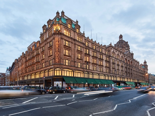 イギリス土産 ロンドンの高級百貨店「ハロッズ Harrods」のイースターが可愛い！ケンブリッジでの生活記