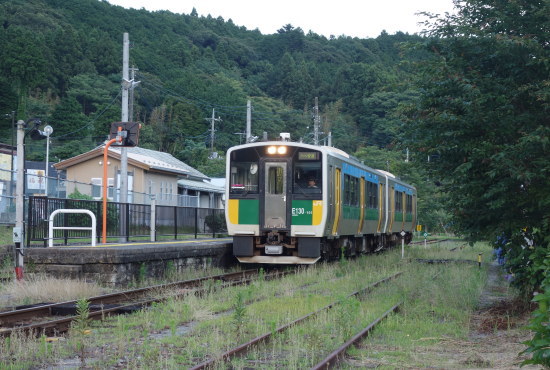 駅前の酒店「店畳もうか」 沿線住民、複雑な心境消える鉄路 地域の行き先