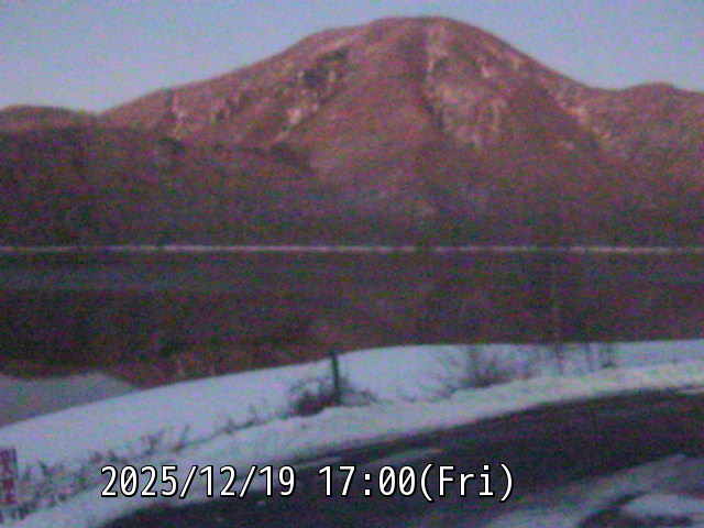 群馬県道70号赤城大沼のライブカメラ-群馬県前橋市ライブカメラHUB