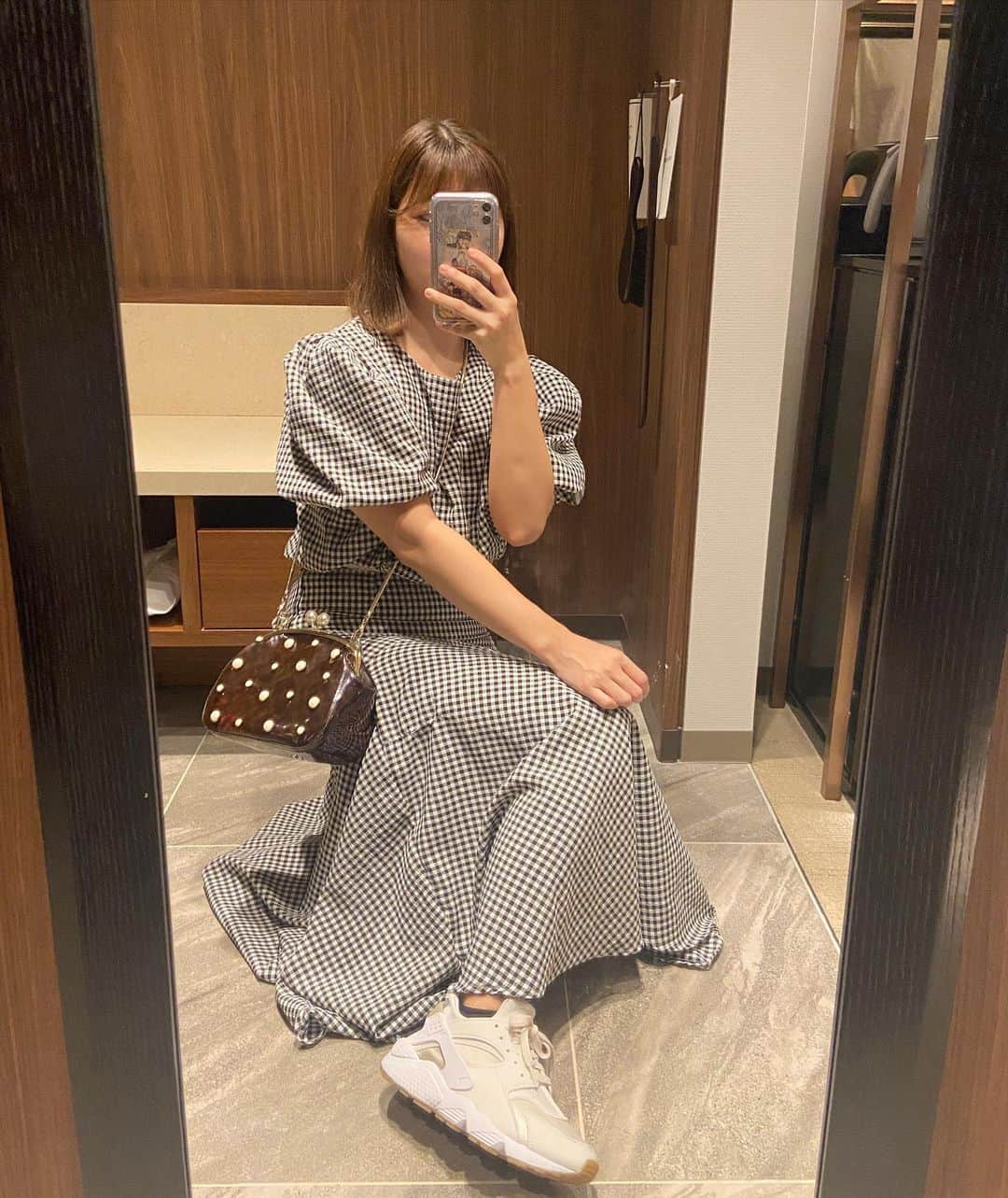 大人女子が「絶叫系アトラクションに乗る日」に、浮かないカジュアルコーデ２つCLASSY. クラッシィ