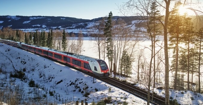 一生に一度は見たい！ ノルウェー フィヨルドツアーの決定版