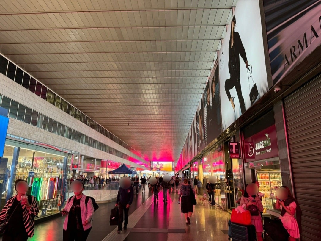 ローマの表玄関＊テルミニ駅を探検しようデザイナーズフリッジ