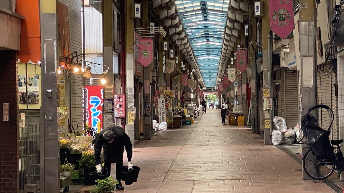 ロケ地のメッカ『ジョイフル三の輪商店街』♪センチュリー21クレール不動産