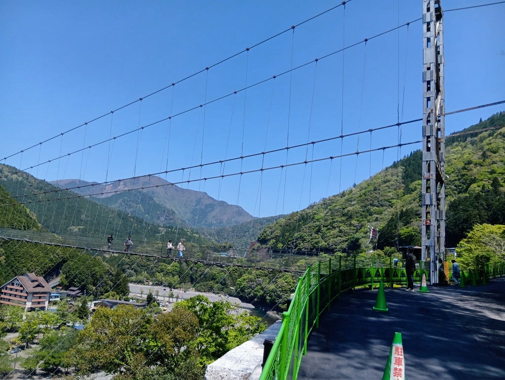 スリルと絶景！ 奈良県十津川村の谷瀬の吊り橋奈良の観光・旅行All About