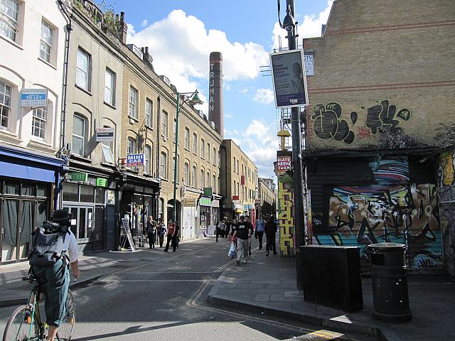 ロンドンアートの刺激を注入! 限定車MINIブリック レーンエディションが登場!! -