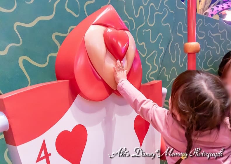 TDL 裏メニュー?アリスのレストラン『クイーンオブハートのバンケットホール』の誕生日ケーキNo Disney,