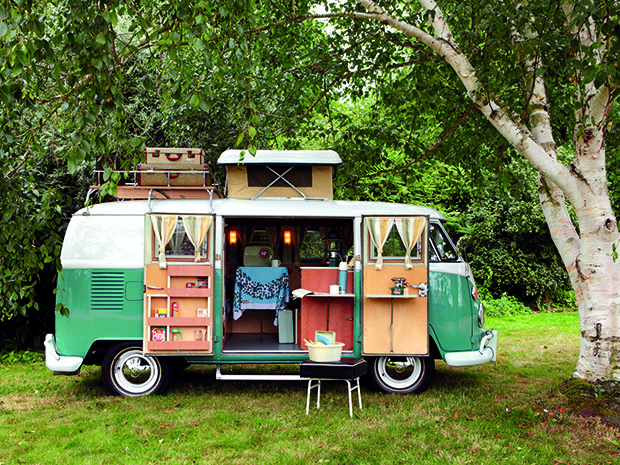 希少 おしゃれなレトロ車 ウィネベーゴ キャンピングカーや事務所、移動販売車などにも