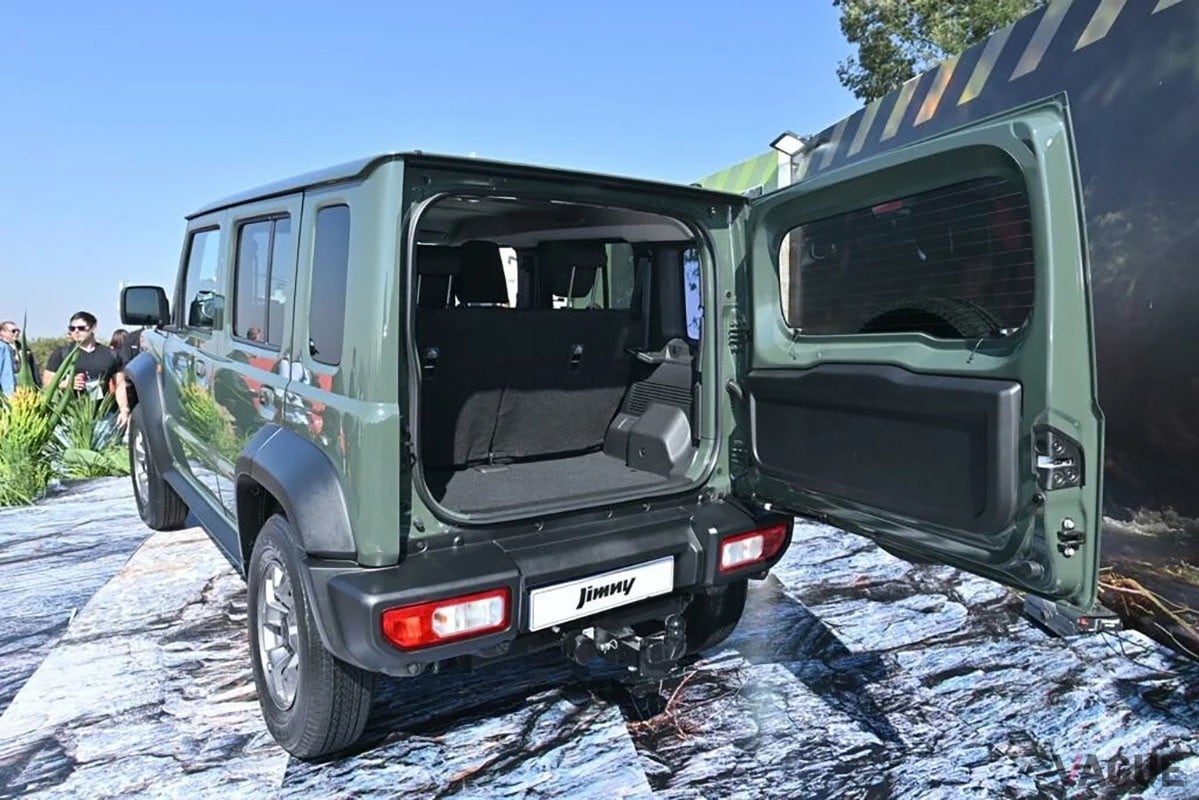 ジムニー 室内空間スズキ