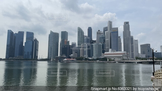 シンガポールの超高層ビル 画像 - Freepikで無料ダウンロード