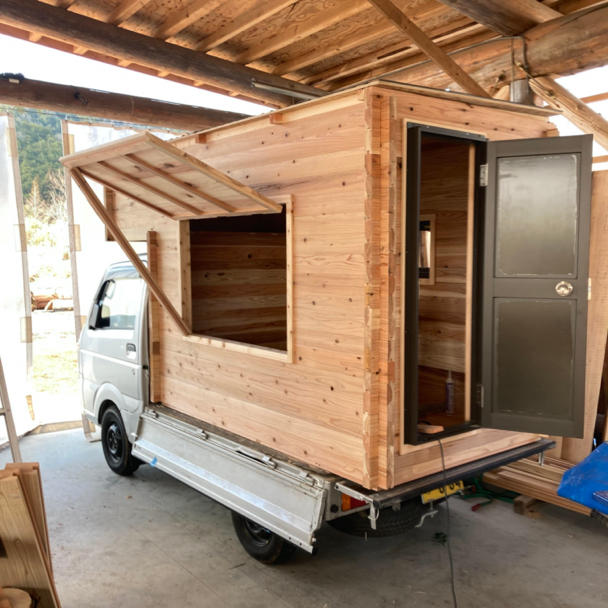 次の週末は、トレーラーハウスに泊まりに行く！非日常を満喫できる、東京近郊のSuMiKa建築家・工務店との家づくりを無料でサポート