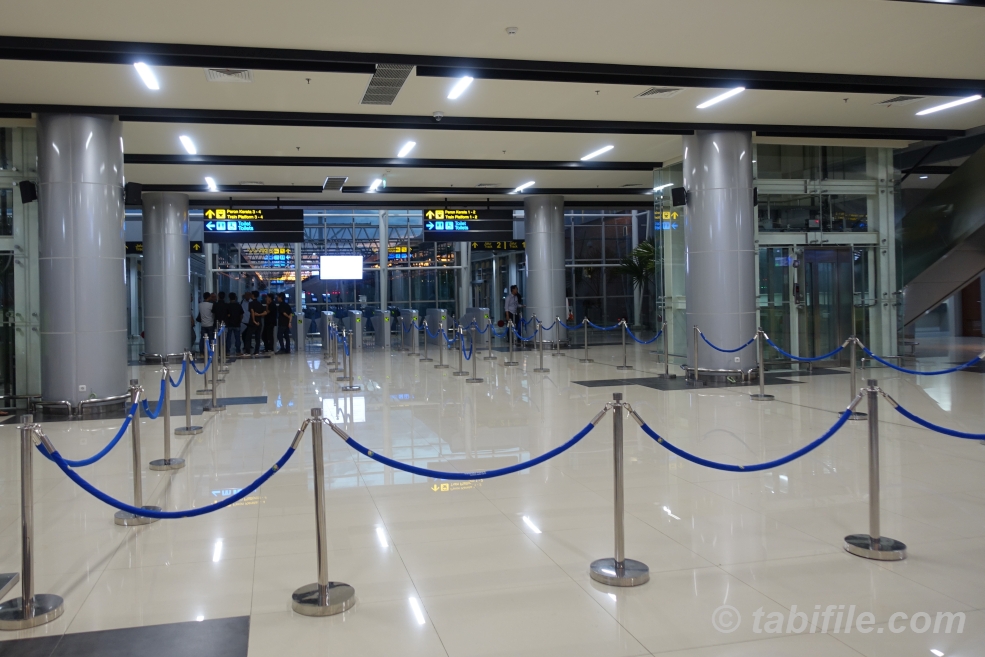 JKT-すべての空港 JKT 発の格安航空券・LCCの予約 - エクスペディア