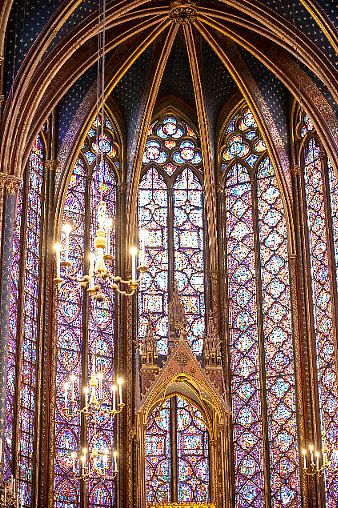サント・シャペルと1,113のステンドグラス、パリの真のゴシック建築の宝石 - Sortiraparis.com