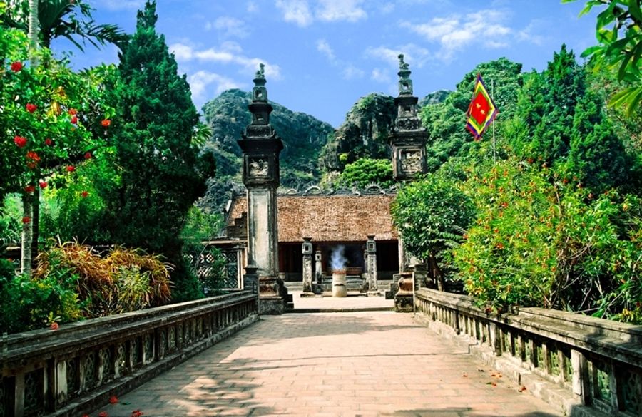 貸切チャンアンホアルーのプライベートツアー 日本語ガイド付- BUYMA TRAVEL