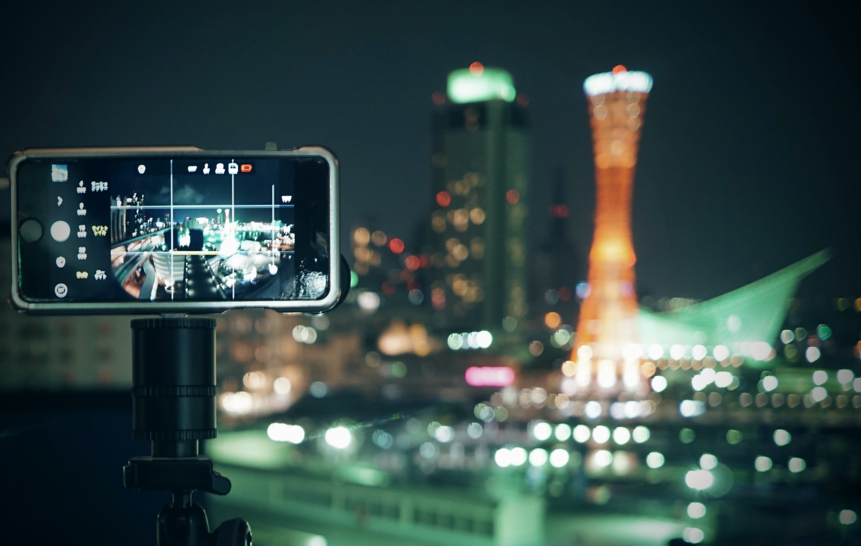 夜景が美しく撮影できるカメラアプリ！「夜撮カメラ」