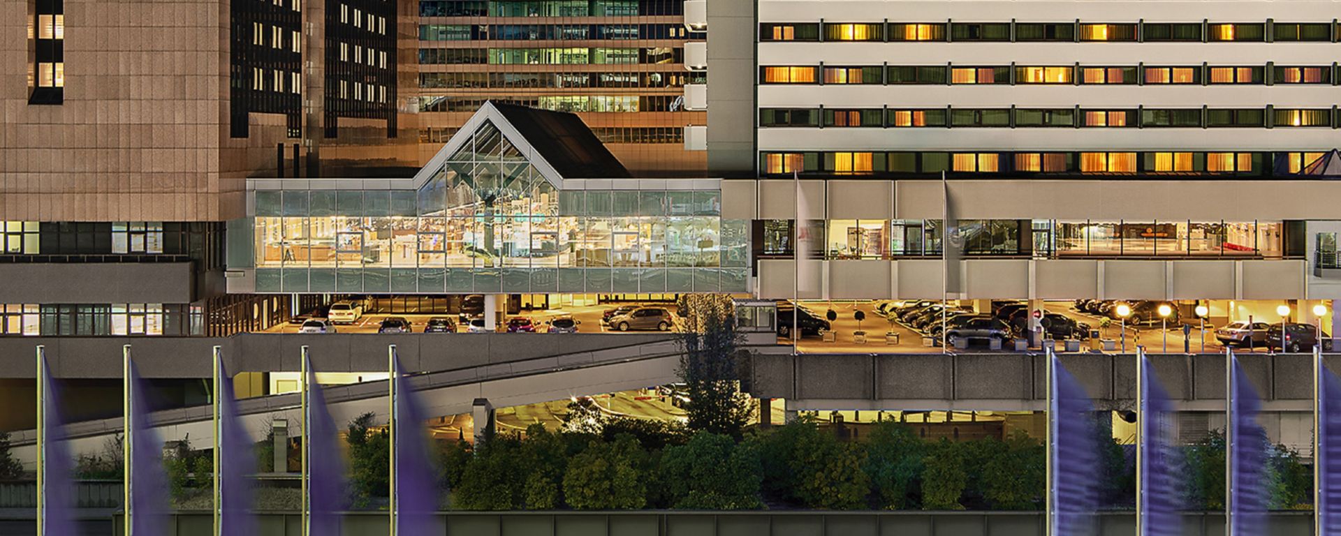 フランクフルト空港直結のホテル！ ヒルトン・ガーデン・イン・フランクフルト・エアポート登っちゃえば