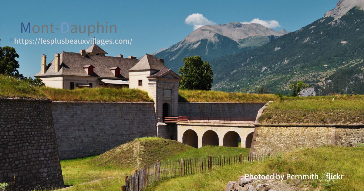 モン・ドーファン フランスの美しい村– 世界の最も美しい村をめぐる
