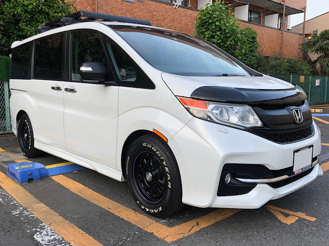 ステップワゴンを手軽にアウトドア仕様に! ホンダ正規ディーラーが手がけるキャンパー仕様“ラクネルステップワゴン”│月刊自家用車WEB - 厳選クルマ情報