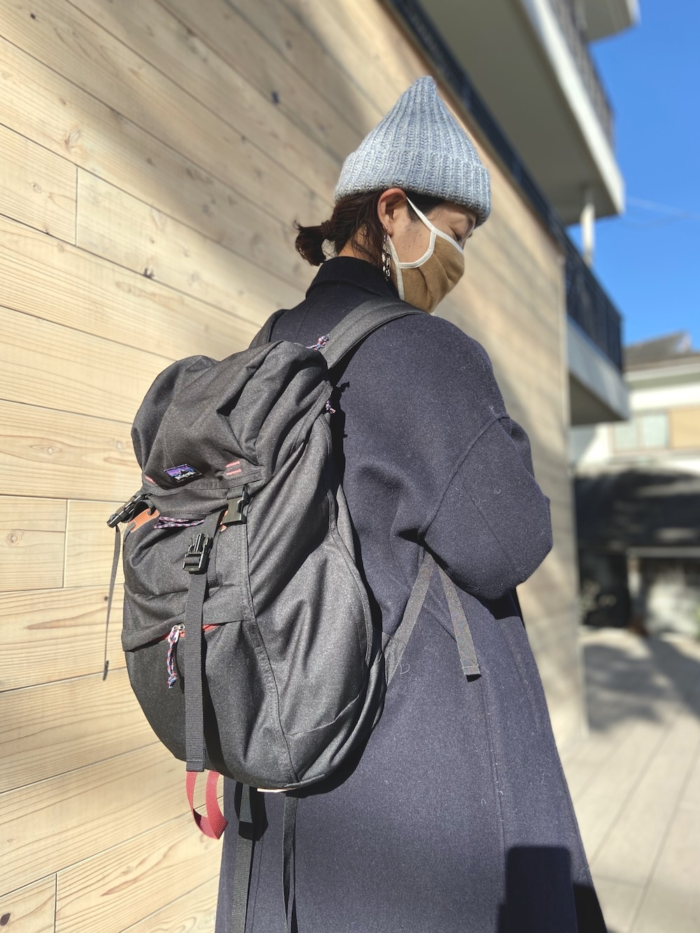 冬のリュックコーデ 2021 旅行やデートの服装におしゃれに取り入れるには