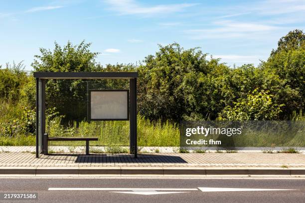 バス停 田舎の写真素材写真素材なら「写真AC」無料 フリー ダウンロードOK