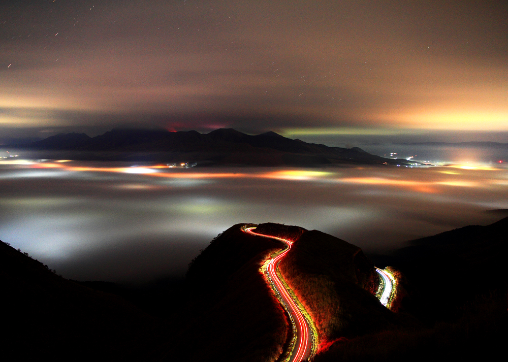 熊本県 阿蘇市 ラピュタの道32312977 の写真素材 -