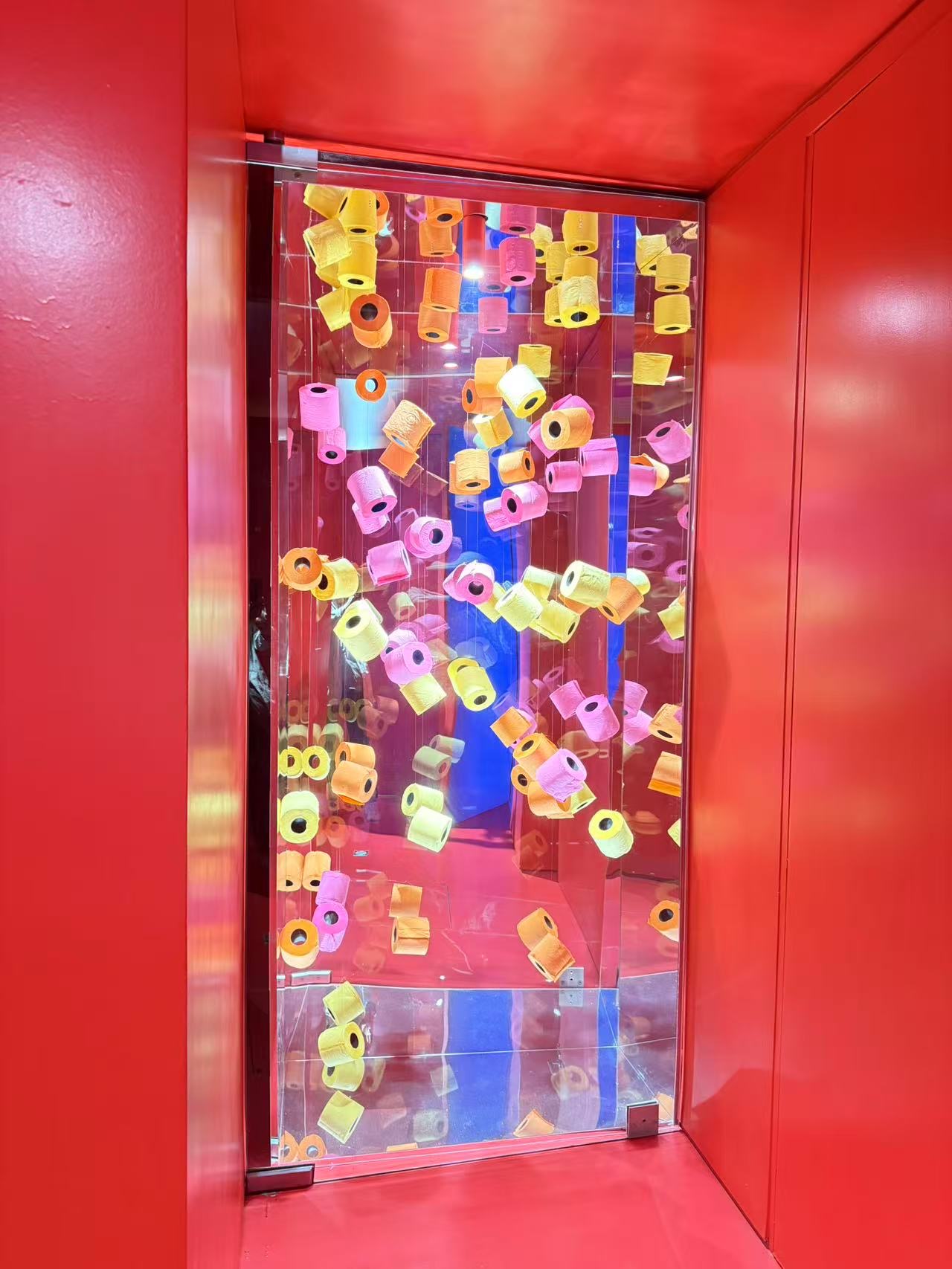 コメルシオ広場海外旅行・国内旅行のツアーやホテル予約はNEWT ニュート