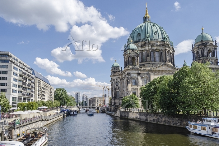 ドイツ・ベルリン大聖堂の写真・画像素材-Snapmart スナップマート