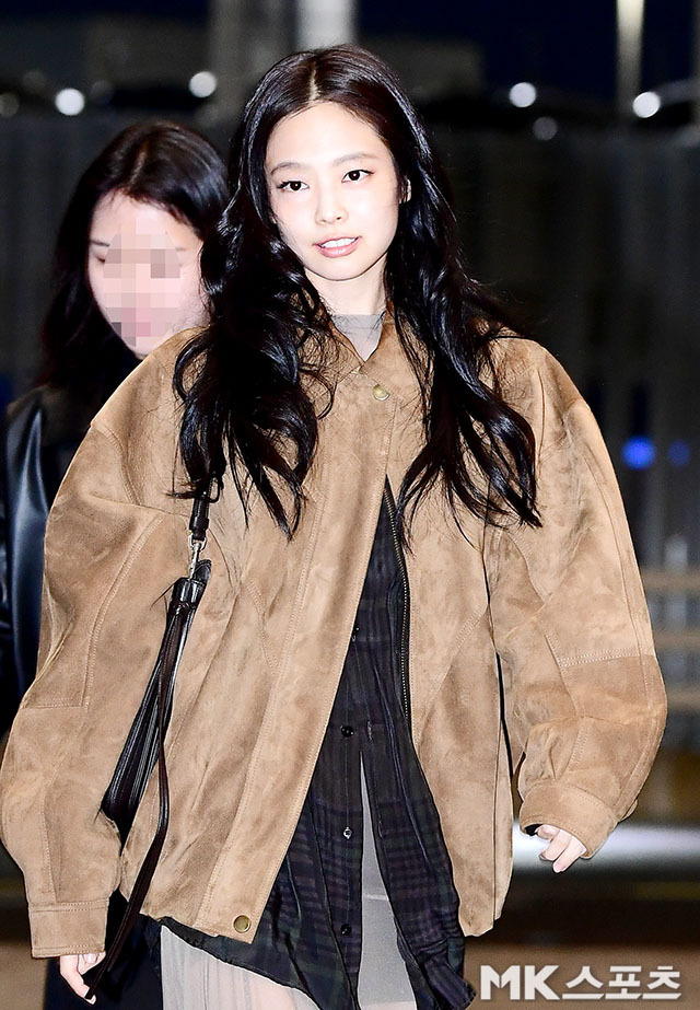 ジェニ空港最新TikTok